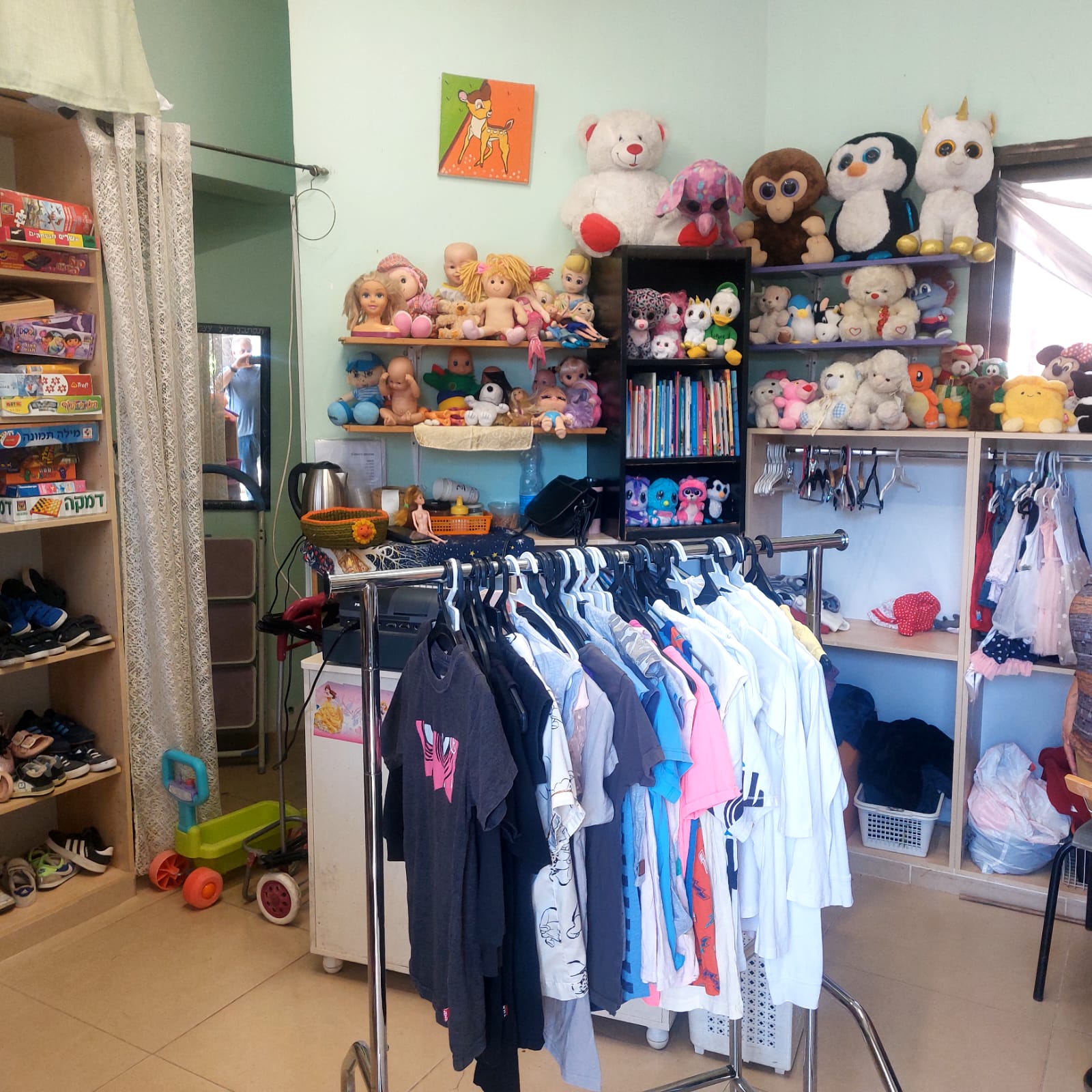 חנות יד שנייה - השפעה קהילתית